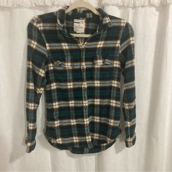 American Eagle ahh-mazingly soft plaid flannel button-down shirt size M - Picture 1 of 6